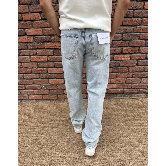 Mix’s Tam Kalıp Buz Jeans