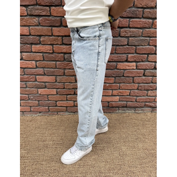 Mix’s Tam Kalıp Buz Jeans