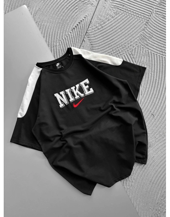 BISIKLET YAKA NK NAKIŞLI KOL PARCA DETAY OVERSIZE TSHIRT SİYAH