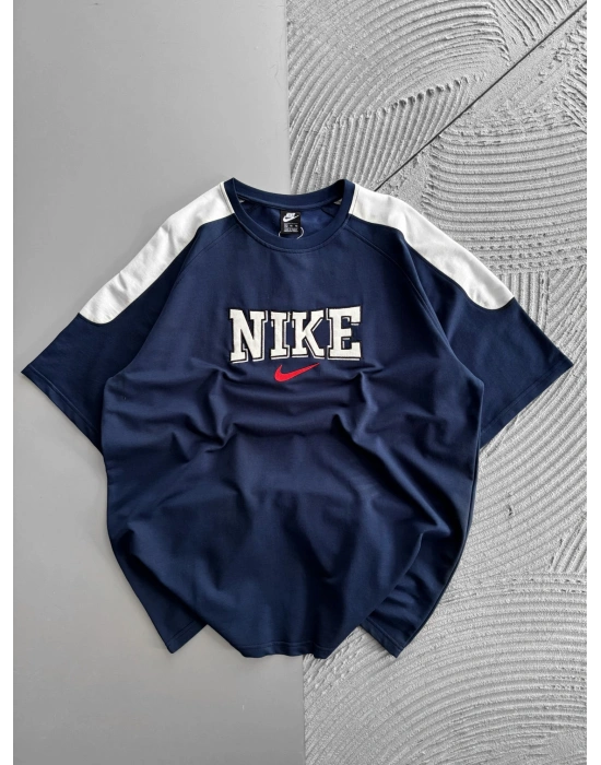 BISIKLET YAKA NK NAKIŞLI KOL PARCA DETAY OVERSIZE TSHIRT LACİ