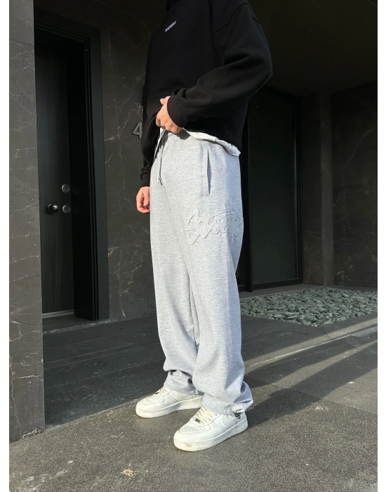 2 İPLİK KUMAŞ BAGGY KALIP PAÇA LASTİKLİ STW KABARTMA NAKIŞ EŞOFMAN ALTI GRİ