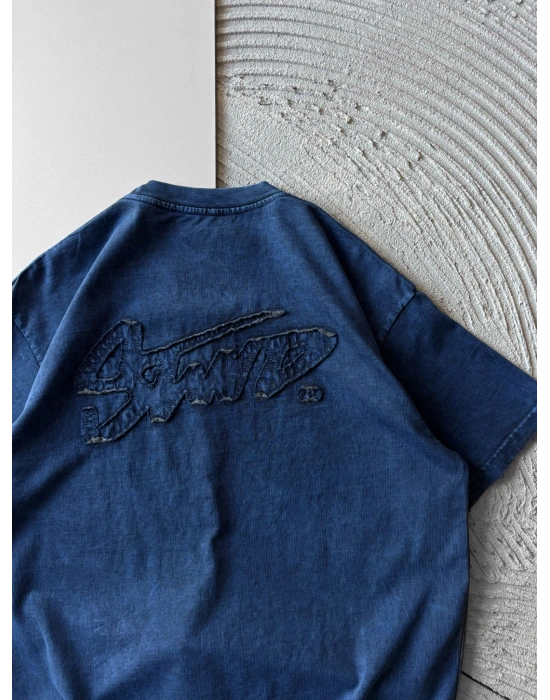 BİSİKLET YAKA YIKAMALI KABARTMA NAKIŞLI OVERSİZE TSHİRT LACİ