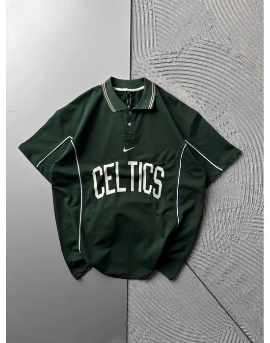 POLO YAKA YANDAN BİYELİ CELTİC NAKIŞLI OVERSİZE TSHİRT YEŞİL