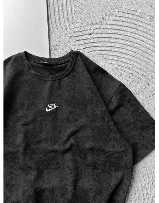 BİSİKLET YAKA YIKAMALI 2 İPLİK KUMAS NKE OVERSİZE TSHİRT SİYAH