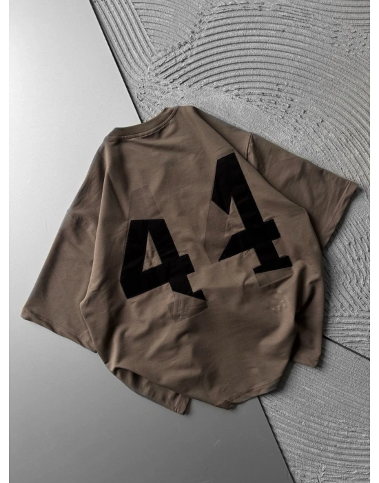 BİSİKLET YAKA 44 NAKIŞ OVERSİZE TSHİRT KAHVE