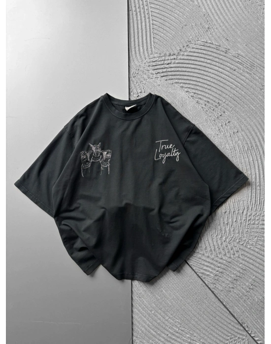 BİSİKLET YAKA DOBERMAN NAKIŞ OVERSİZE TSHİRT SİYAH