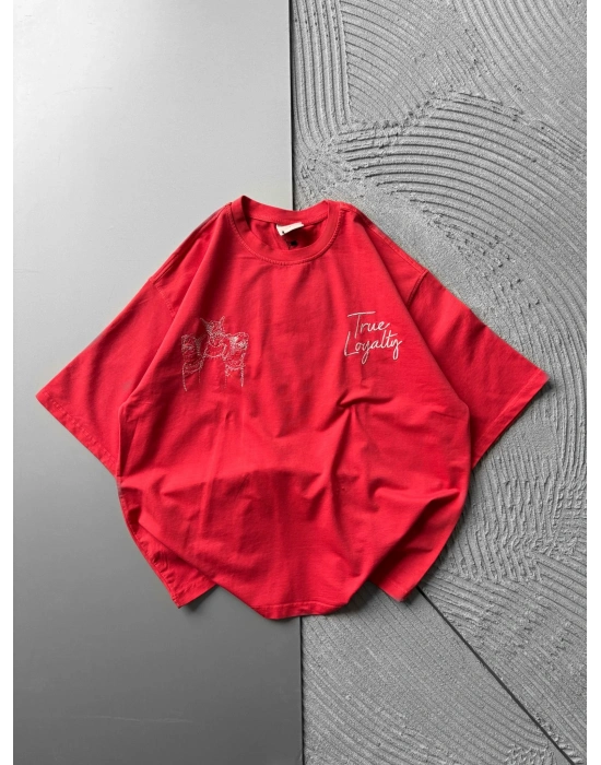 BİSİKLET YAKA DOBERMAN NAKIŞ OVERSİZE TSHİRT KIRMIZI