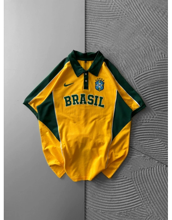 BİSİKLET YAKA FUL PARCALİ BRASİL NAKIS TSHİRT SARI