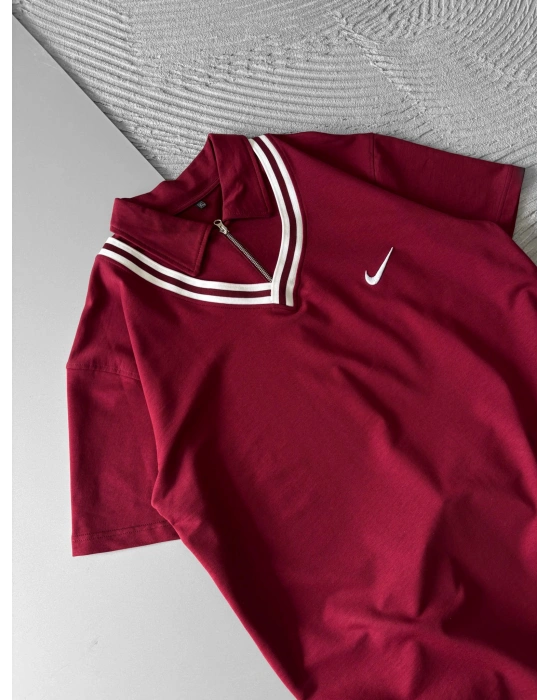 ÇİFT YAKA FERMUARLI NK NAKIŞ TSHİRT BORDO