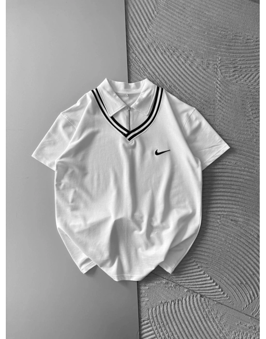 ÇİFT YAKA FERMUARLI NK NAKIŞ TSHİRT BEYAZ