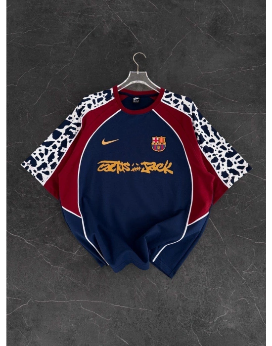 BISIKLET YAKA BARC KOL DESEN OVERSIZE TSHIRT LACİ