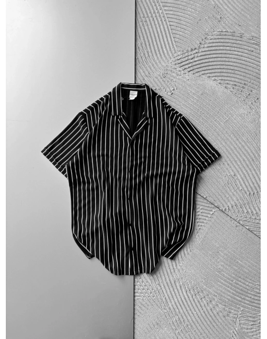 ÇİZGİLİ, PAMUKLU MARRA KISA KOLLU OVERSİZE GÖMLEK SİYAH