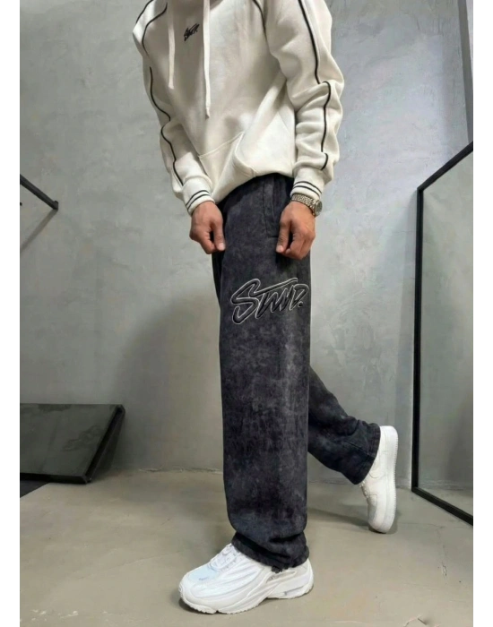 BÜYÜK NAKIŞLI YIKAMALI 3 İPLİK BAGGY EŞOFMAN SİYAH