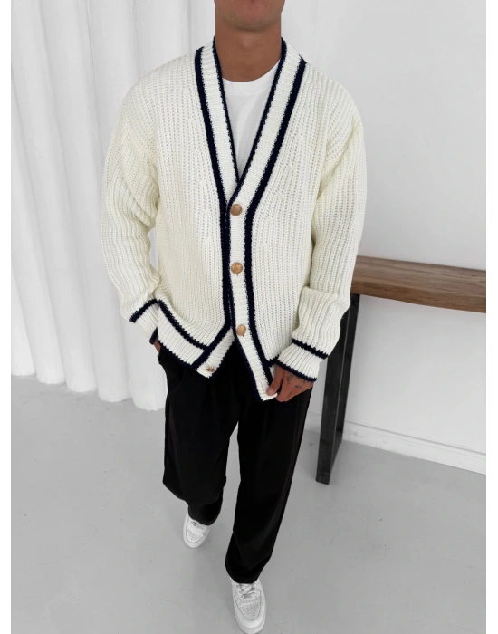 GİESTO ÖZEL SERİ TRİKO HIRKA BEYAZ