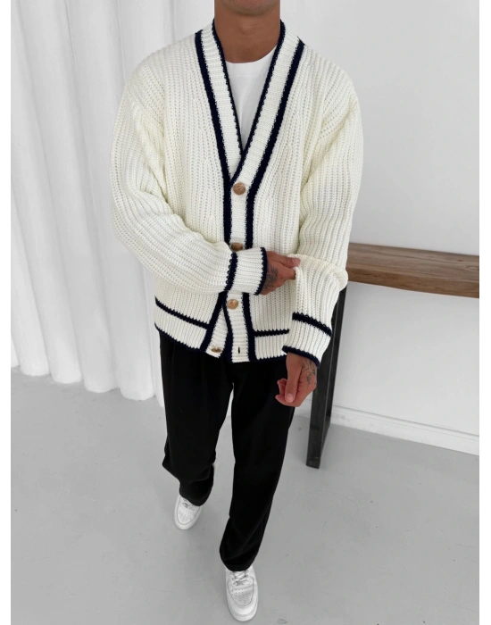 GİESTO ÖZEL SERİ TRİKO HIRKA BEYAZ