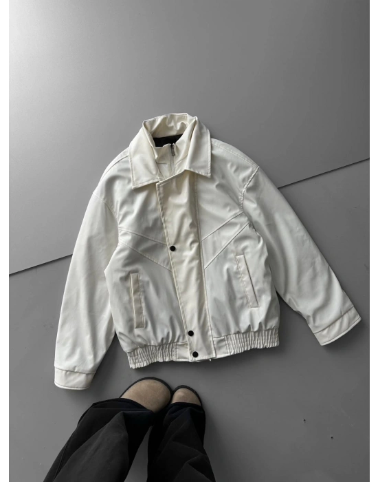 KAPATMA DETAYLI OVERSİZE DERİ CEKET BEYAZ