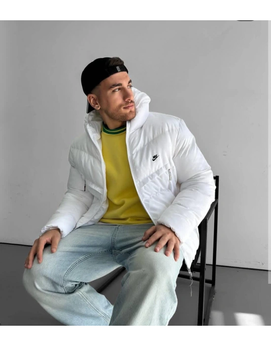 NAKIŞ DETAY KAPÜŞONLU MONT BEYAZ