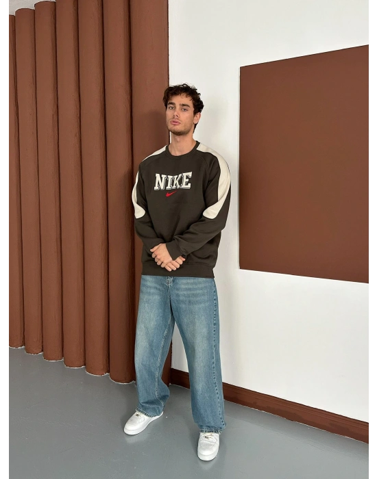 NK NAKIŞ DETAY KOLLAR YARI ŞERİT OVERSİZE SWEAT YEŞİL