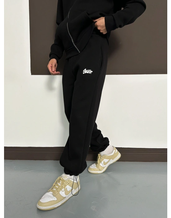 ÖZEL SERİ BASKILI STW PAÇA LASTİKLİ EŞOFMAN ALTI SİYAH