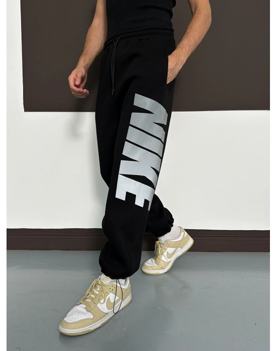 ÖZEL SERİ BÜYÜK NK REFLEKTÖRLÜ PAÇA LASTİKLİ EŞOFMAN ALTI SİYAH