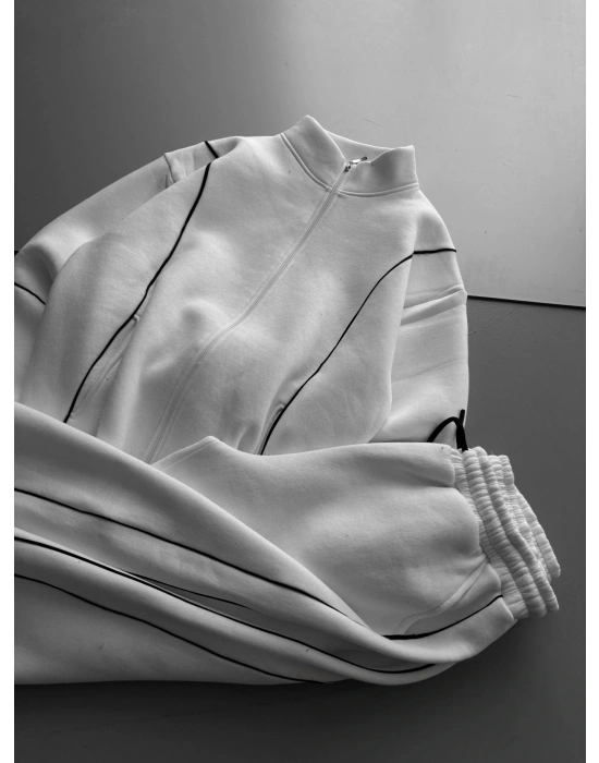 TEK BİYELİ OVERSİZE EŞOFMAN TAKIMI BEYAZ