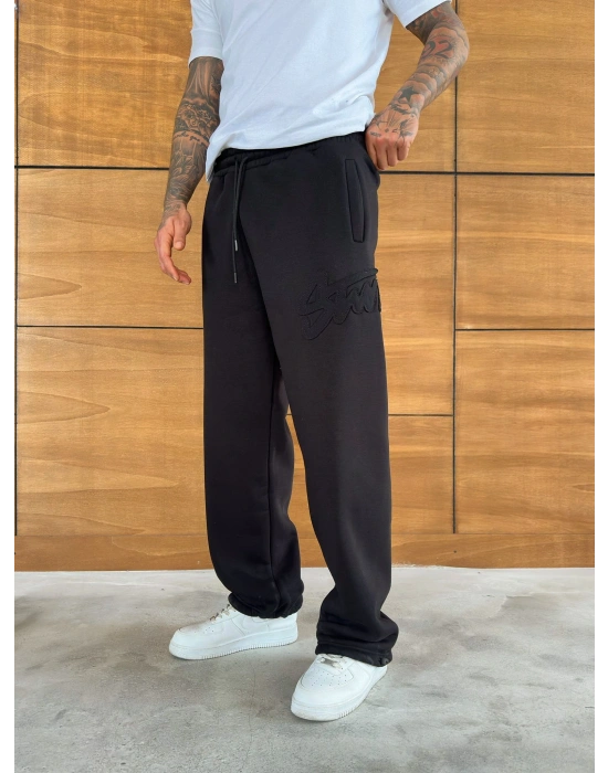 YAN BÜYÜK NAKIŞLI STW BAGGY EŞOFMAN SİYAH