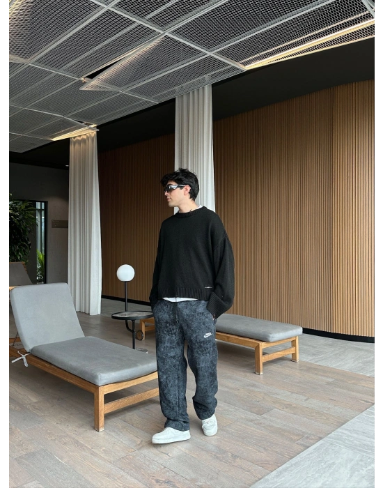 YIKAMALI KÜÇÜK NAKIŞ NK 2 İPLİK PAÇA LASTİKLİ EŞOFMAN ALTI SİYAH