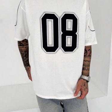 08 Baskılı Oversize Unisex Tshirt-Beyaz