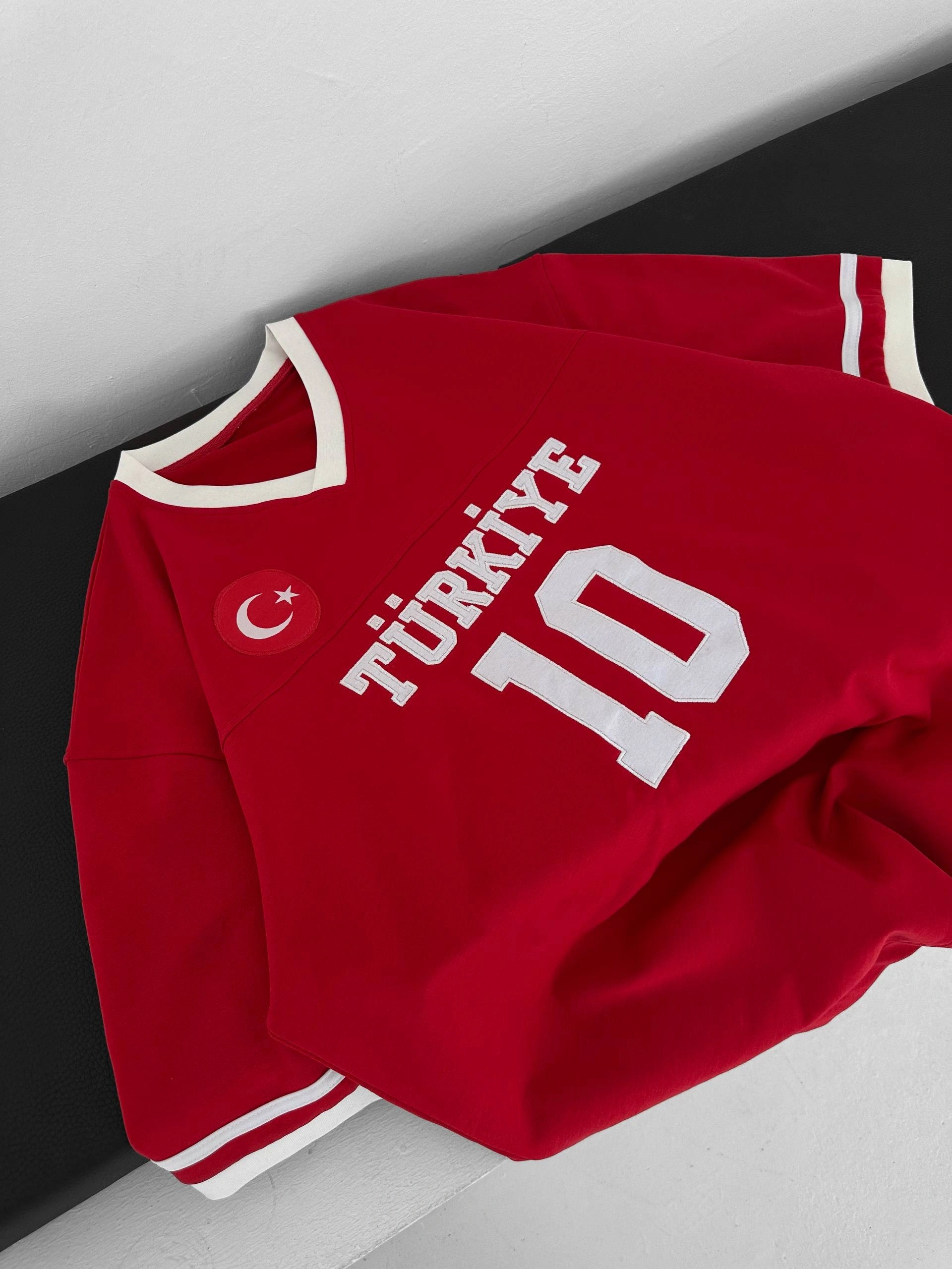 TR 10 Unisex Oversize Tshirt-Kırmızı