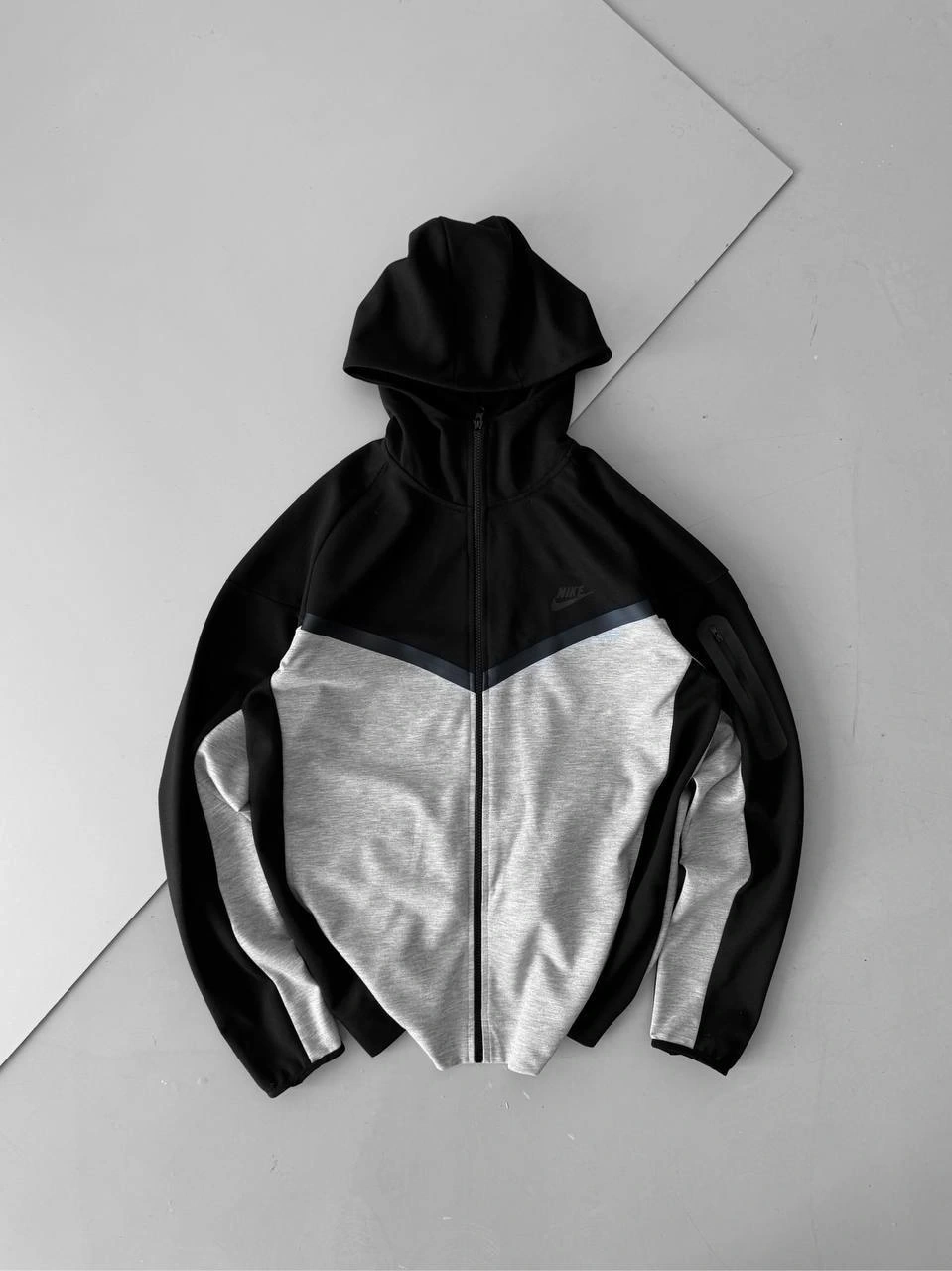 Tech Kapüşonlu Unisex Hırka-Siyah Gri