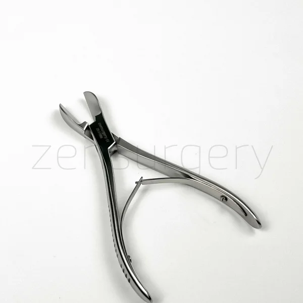 Liston Bone Cutting Forceps, Eğri , 17cm (Kemik Kesici)
