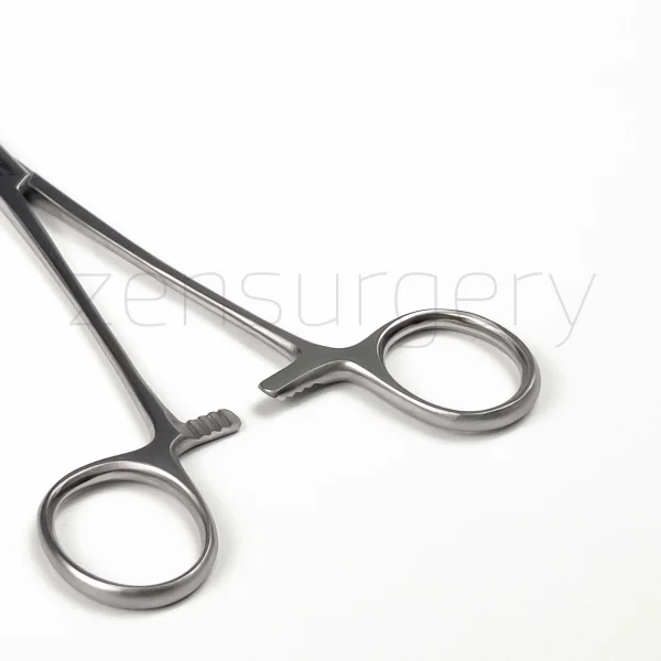 Kocher Hemostatik Pens Dişli 20 Cm Eğri