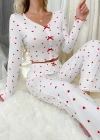 Beyaz Uzun Kollu Pamuklu Kalpli Fiyonklu Pijama Takım