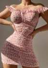 Pembe Çiçek Desenli Büzgülü Mini Elbise