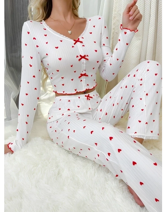 Beyaz Uzun Kollu Pamuklu Kalpli Fiyonklu Pijama Takım
