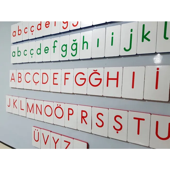 Mıknatıslı Dik Temel Büyük Harfler