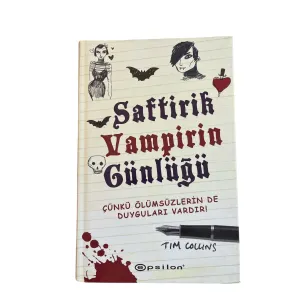 Saftirik Vampirin Günlüğü Tim Collins Epsilon Yayınevi (Sert Kapak- Orjinal Bandrollü)