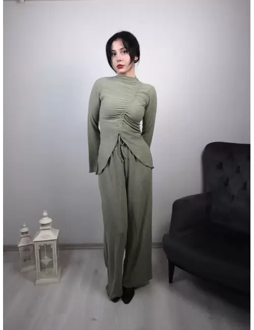 Bürümcük Önden Büzgülü Sandy Takım - Yeşil