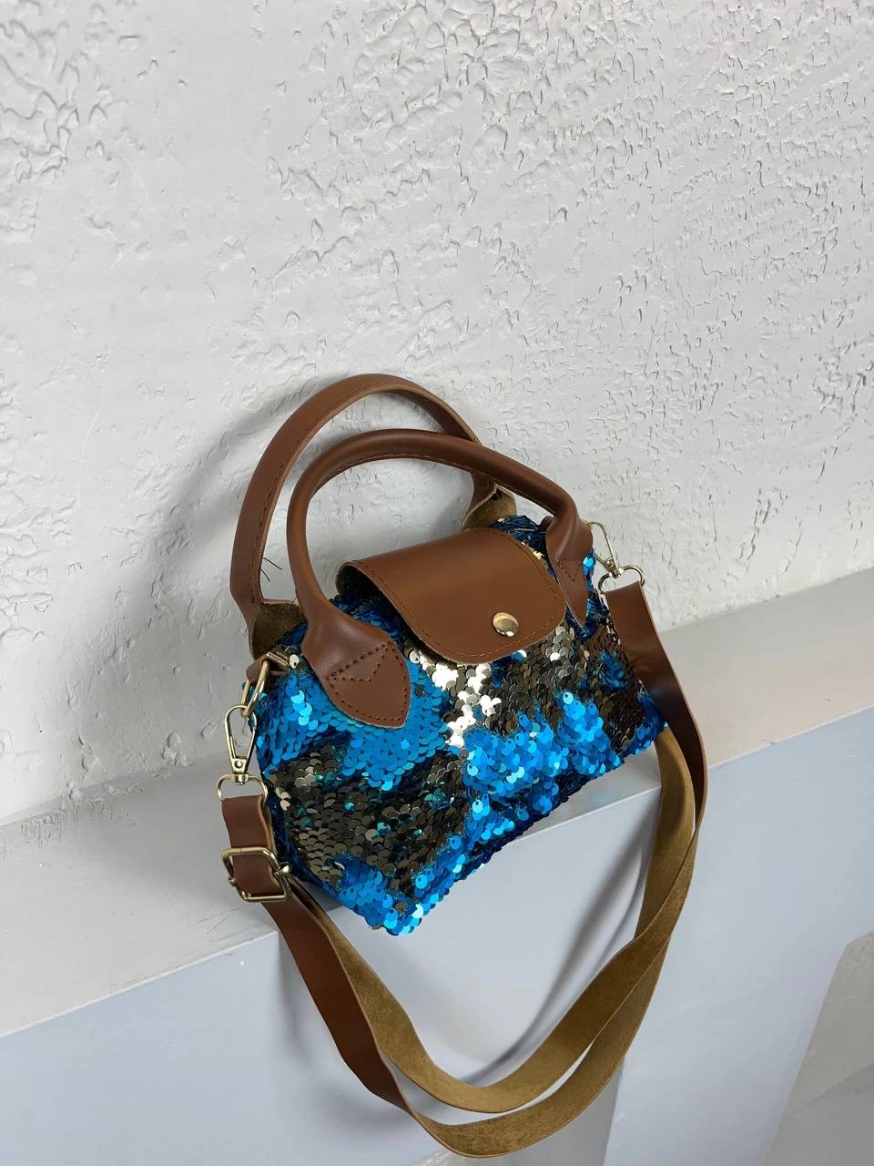 Açık Mavi Taba Saplı Pullu Çanta CB3209