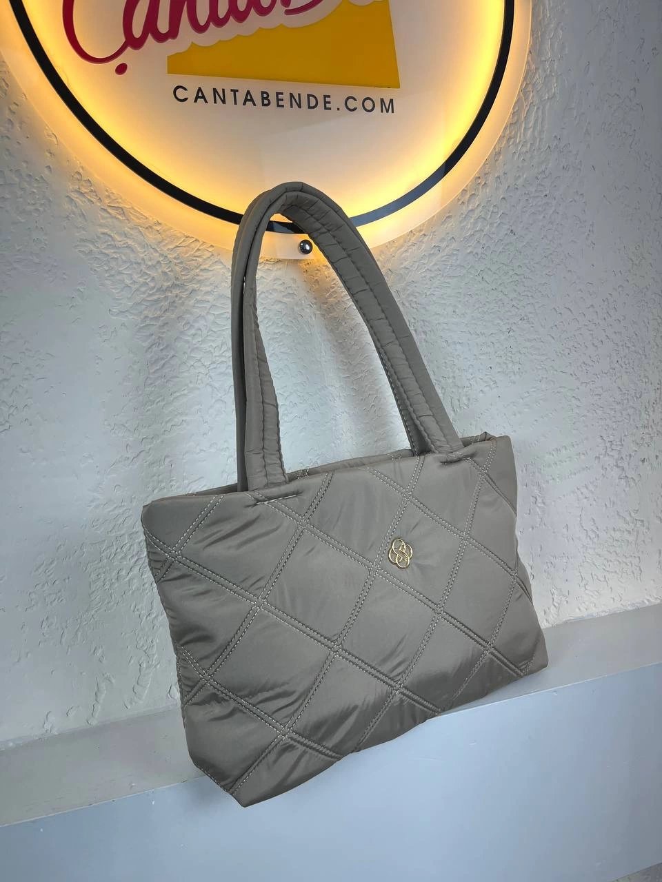 Açık Vizon Kapitone Kol Çanta CB0374