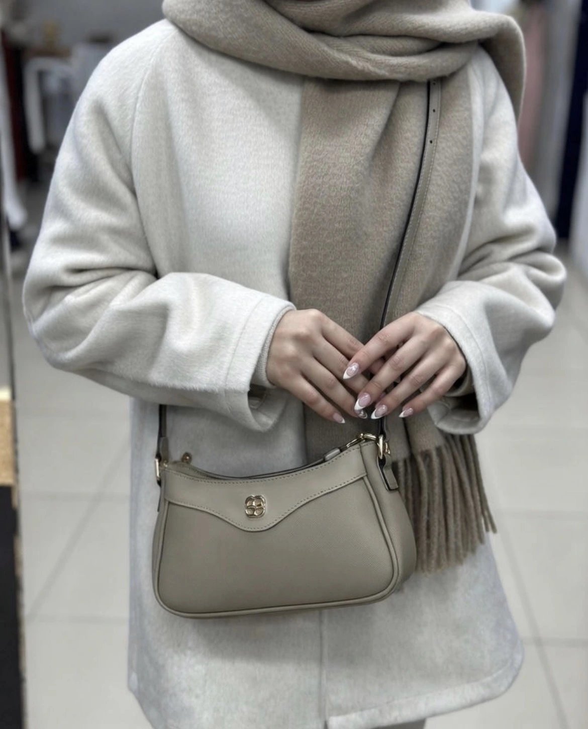 Açık Vizon Renk YENİ BAGET Çanta CB81141