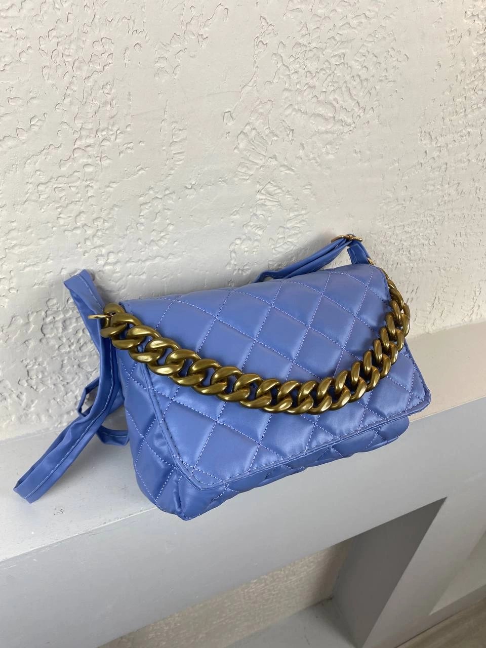 Bebemavi Renk Zincir Detay Çanta