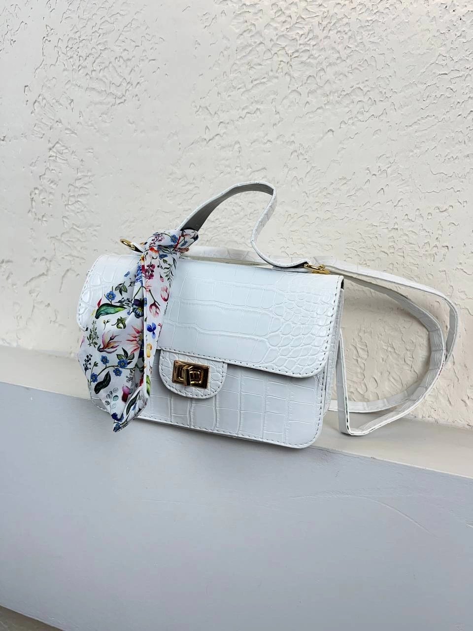 Beyaz Fular Yan Askılı Çanta CB1239