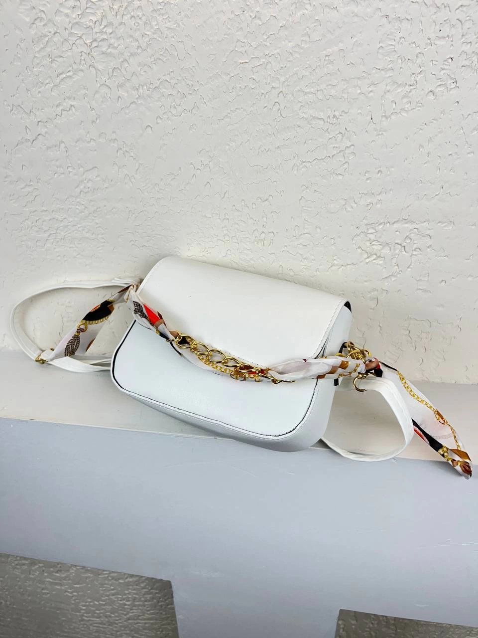 Beyaz Fularlı Yeni Sezon Çanta CB9999