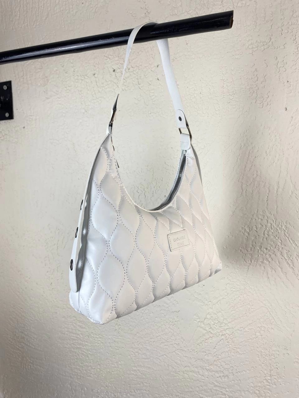 Beyaz Renk Baget Kol Çanta
