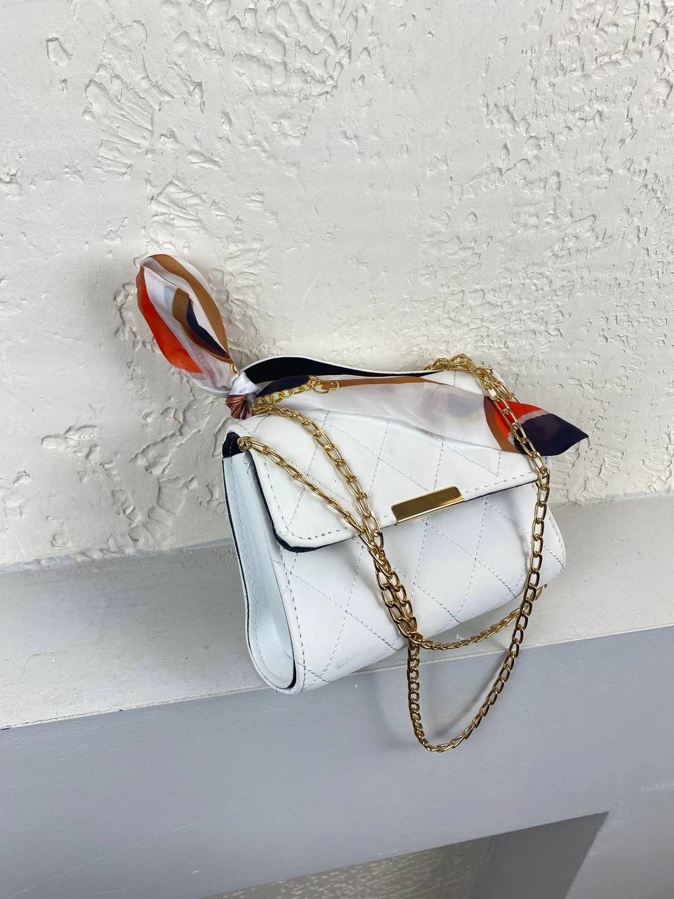 Beyaz Renk Fular Detaylı Kol Çanta CB9825