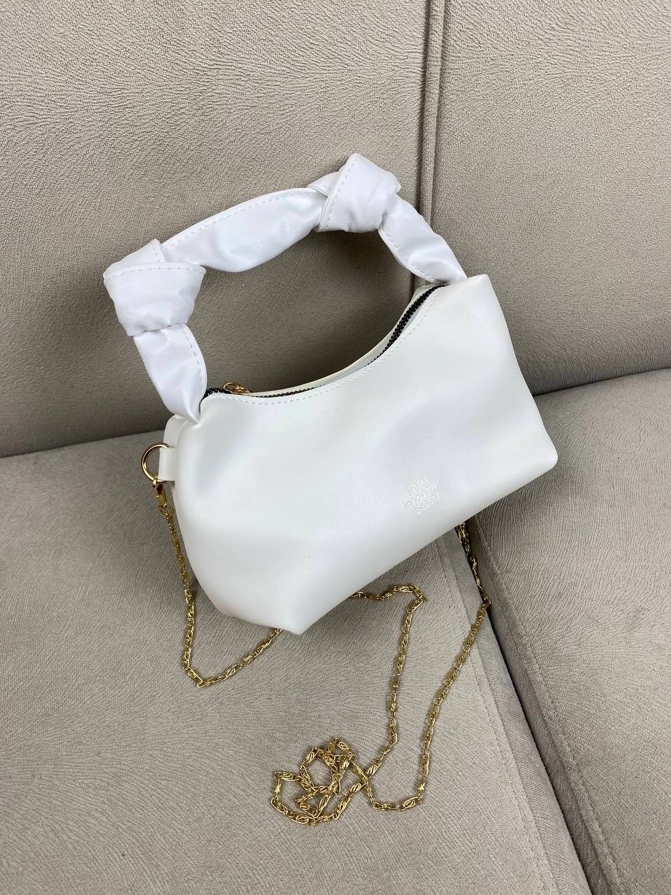 Beyaz Renk Mini Boy Zincirli Çanta