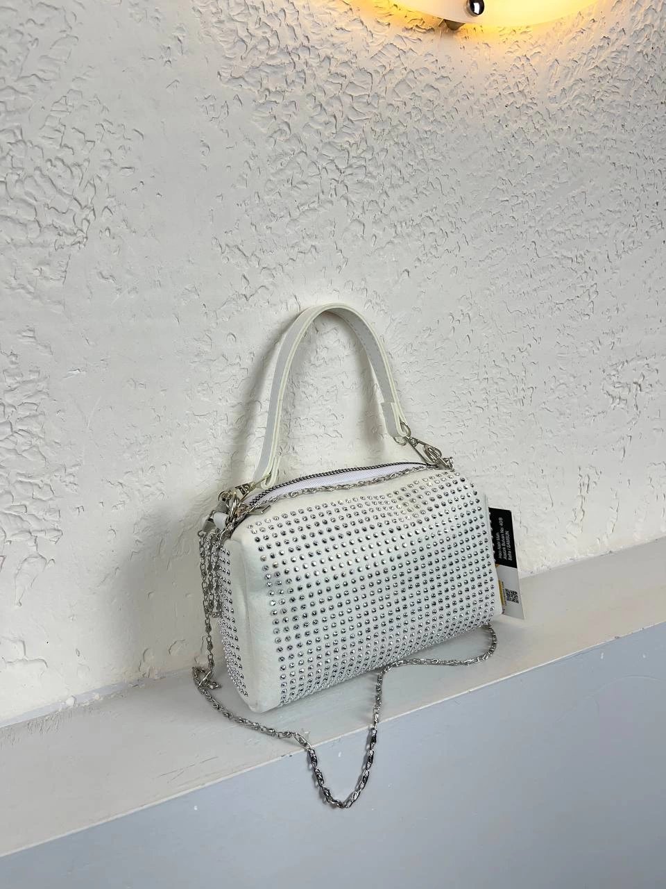 Beyaz Renk Taşlı Zincirli Çanta CB1230