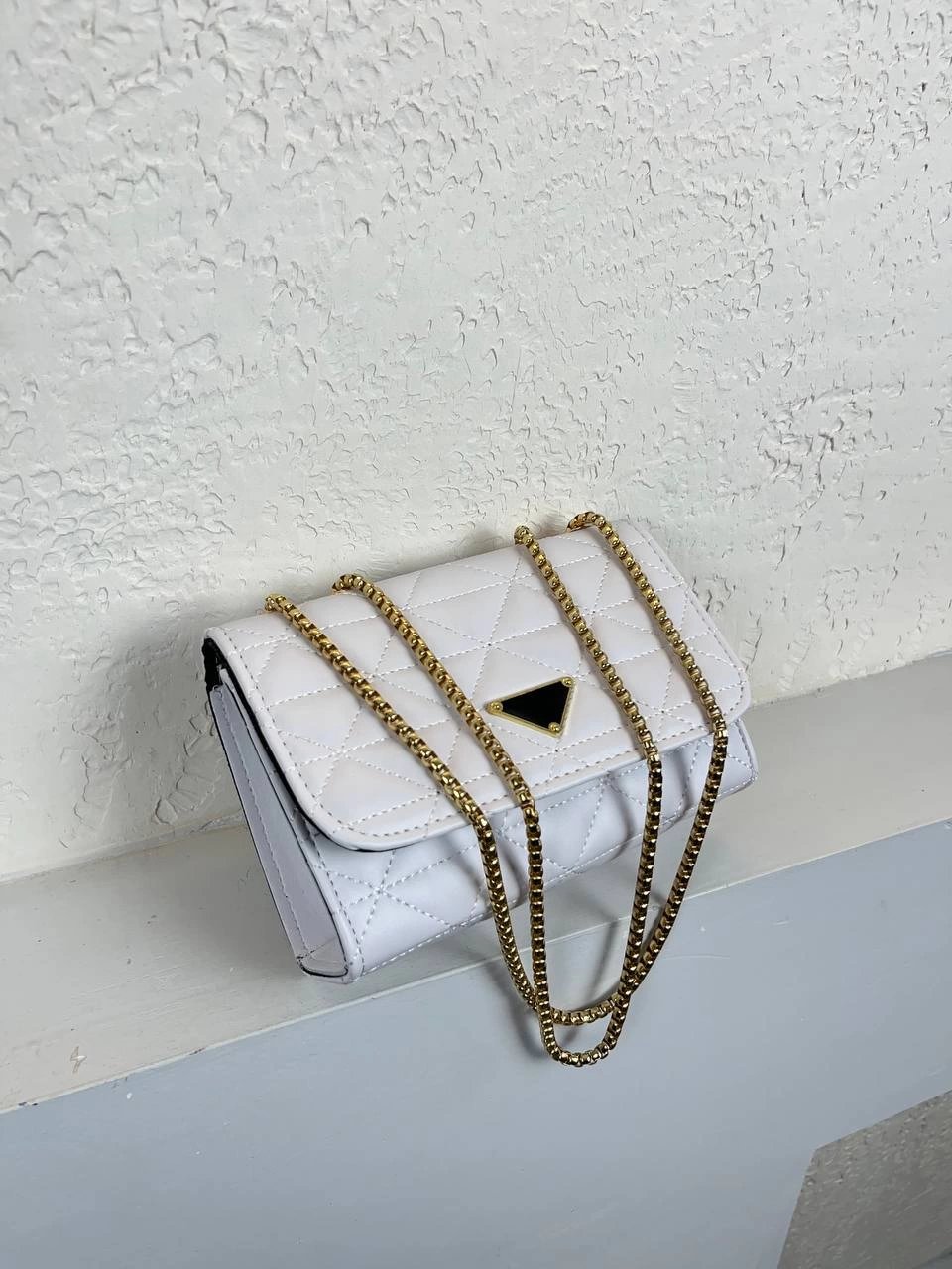 Beyaz Renk YENİ KAPİTONE DMN ZİNCİRLİ Çanta CB5247
