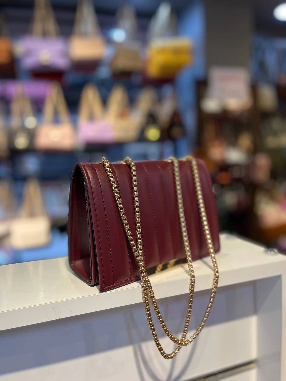 Bordo Kalite Zincirli Çapraz Çanta CB65217